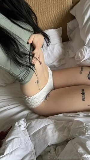Miamoxiee OnlyFans Leaked Free Thumbnail Picture - #nWheW3cDwg