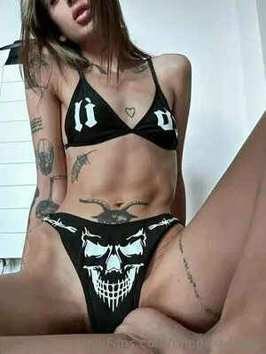 Mianextdooor OnlyFans Leaked Free Thumbnail Picture - #4iC3v7FdkQ