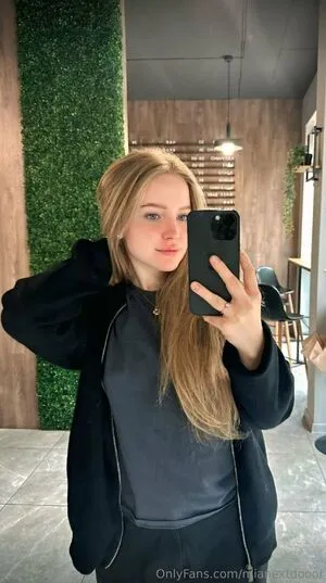 Mianextdooor OnlyFans Leaked Free Thumbnail Picture - #RfIg5RCa47