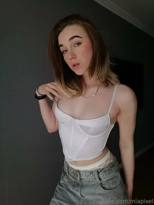 Miapixel OnlyFans Leaked Free Thumbnail Picture - #241AkXOCOh