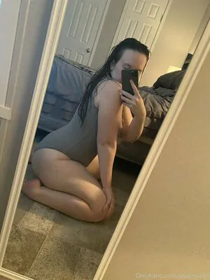 Miarose81 OnlyFans Leaked Free Thumbnail Picture - #tGXUWbEzVq