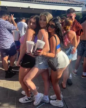 Miaschaefer21 OnlyFans Leaked Free Thumbnail Picture - #Mz2i3bDS11