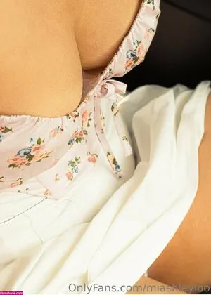 Miashleyloo OnlyFans Leaked Free Thumbnail Picture - #byBqKYRGIJ
