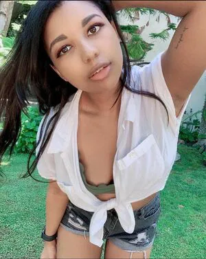 Mica Burton OnlyFans Leaked Free Thumbnail Picture - #kBXZLFJDFn