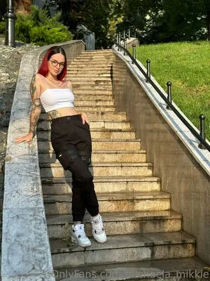 Michaela Mikkie OnlyFans Leaked Free Thumbnail Picture - #72P2nj1Br2