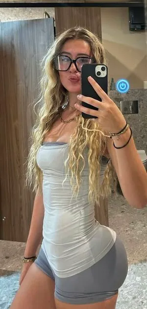 Michaela Schmidt OnlyFans Leaked Free Thumbnail Picture - #H4UYVLWmmn