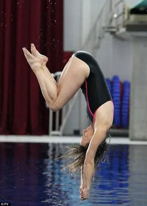 Michaela Strachan Swimming OnlyFans Leaked Free Thumbnail Picture - #dwyZiXjgG4