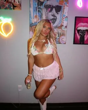 Michaela Zmudosky OnlyFans Leaked Free Thumbnail Picture - #c2c7Y3rT4r