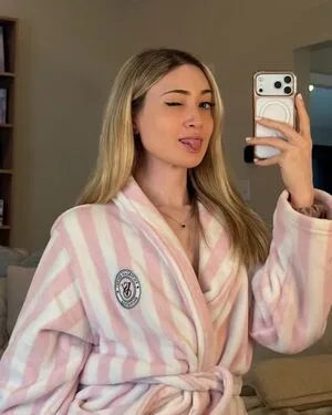 Michelle Alter OnlyFans Leaked Free Thumbnail Picture - #Ye2uy4Zk79