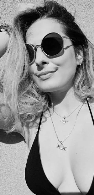 Michelle Bon OnlyFans Leaked Free Thumbnail Picture - #x04NtIDkem