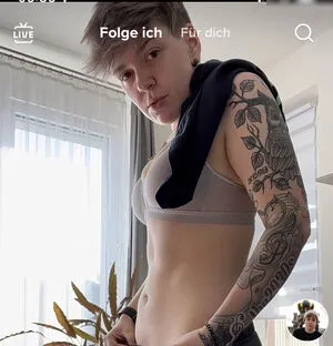 Michelle Cooper OnlyFans Leaked Free Thumbnail Picture - #ELfeHZj50F