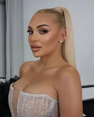 Michelle Daniaux OnlyFans Leaked Free Thumbnail Picture - #gbenu0ARmu