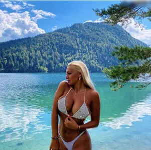 Michelle Daniaux OnlyFans Leaked Free Thumbnail Picture - #nHk3GMu9n2