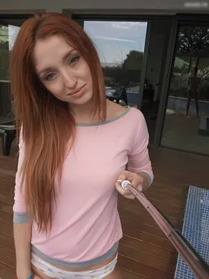 Michelle H Aka The Red Fox OnlyFans Leaked Free Thumbnail Picture - #8hm8DkFZyy