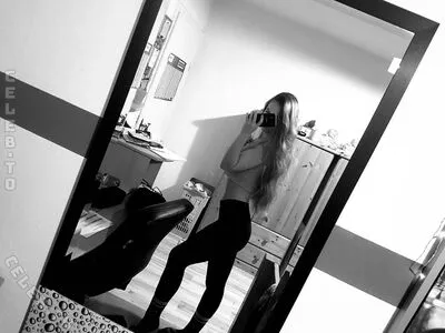 Michelle Hansen OnlyFans Leaked Free Thumbnail Picture - #VFmpd7MLm9