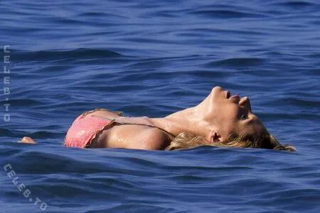 Michelle Hunziker OnlyFans Leaked Free Thumbnail Picture - #2mOpq4oEka