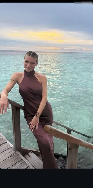 Michelle Hunziker OnlyFans Leaked Free Thumbnail Picture - #4aG8YHRAs9