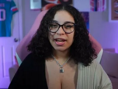 Michelle Jones OnlyFans Leaked Free Thumbnail Picture - #vHuAm6CzzS