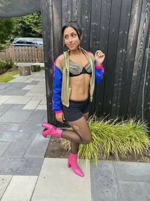 Michelle Khare OnlyFans Leaked Free Thumbnail Picture - #NA1cpIlZsN