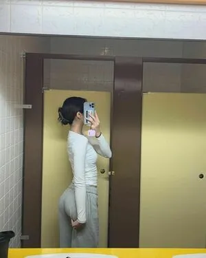 Michelle Kwon OnlyFans Leaked Free Thumbnail Picture - #g8JYV8gn5V
