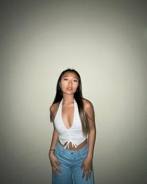 Michelle Li OnlyFans Leaked Free Thumbnail Picture - #RGMyLiKlD4
