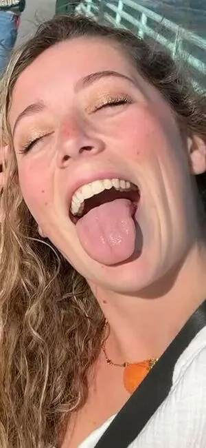 Michelle Loring OnlyFans Leaked Free Thumbnail Picture - #k9Hfmy4hKN