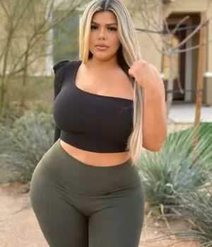 Michelle Mendez OnlyFans Leaked Free Thumbnail Picture - #4XW5K3GaeX