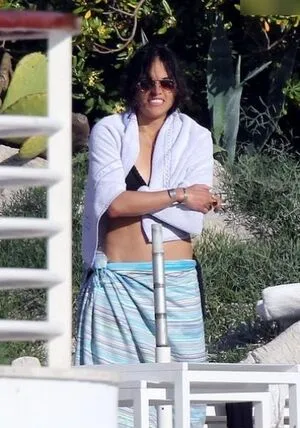Michelle Rodrguez OnlyFans Leaked Free Thumbnail Picture - #lwYF8P7Qa9