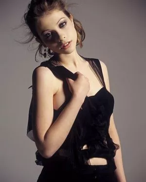 Michelle Trachtenberg OnlyFans Leaked Free Thumbnail Picture - #GwHylvvaOs