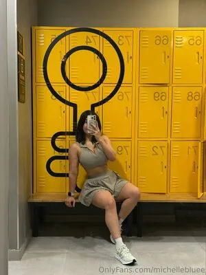 Michellebluee OnlyFans Leaked Free Thumbnail Picture - #t1Jn76l8S1
