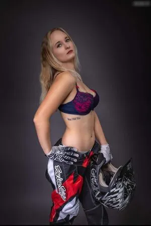 Michellegrsz 112 Michelle OnlyFans Leaked Free Thumbnail Picture - #bmFatxcsdI