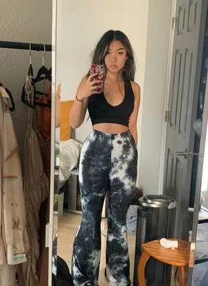 Michellejzhou OnlyFans Leaked Free Thumbnail Picture - #h3OOllUtuF