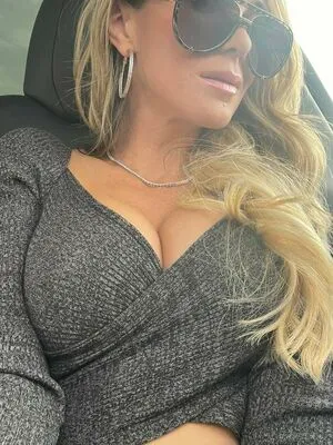 Michellek4040 OnlyFans Leaked Free Thumbnail Picture - #IzveoLzI8Z
