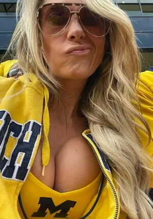 Michellek4040 OnlyFans Leaked Free Thumbnail Picture - #RlB1nN9Udo