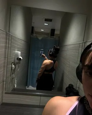 Michellellamascorona OnlyFans Leaked Free Thumbnail Picture - #fYDGklmJhd