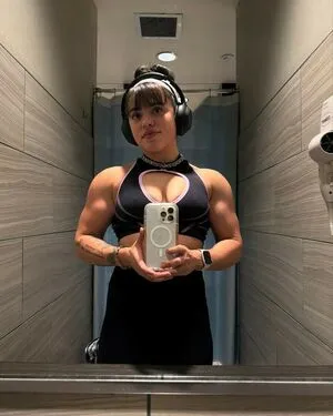 Michellellamascorona OnlyFans Leaked Free Thumbnail Picture - #smXh7eOike