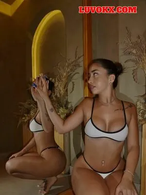 Michelleofficial OnlyFans Leaked Free Thumbnail Picture - #8s5aB1kBUH