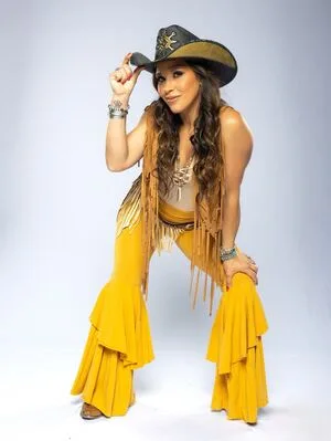 Mickie James OnlyFans Leaked Free Thumbnail Picture - #JWKwpvhgo2