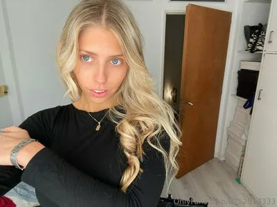 Mickyela OnlyFans Leaked Free Thumbnail Picture - #ZgNKkRmys3