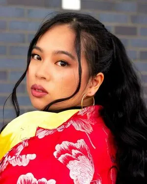 Midsizeasianqueen OnlyFans Leaked Free Thumbnail Picture - #edyT18CUJ8