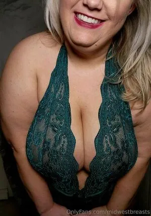 Midwestbreasts OnlyFans Leaked Free Thumbnail Picture - #CXBZL8vhXf