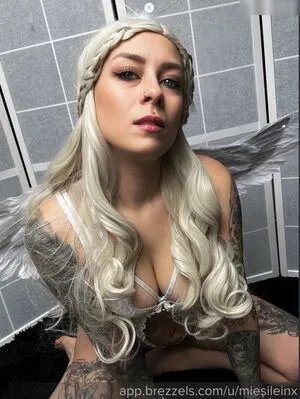 Miesileinx OnlyFans Leaked Free Thumbnail Picture - #5eI03DkGrY