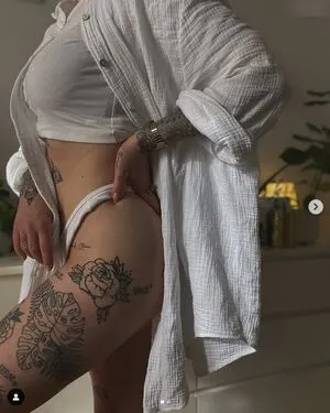 Miezekatz Caro OnlyFans Leaked Free Thumbnail Picture - #2HCqLaWTE5