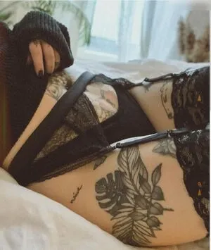 Miezekatz Caro OnlyFans Leaked Free Thumbnail Picture - #8SHFFIAC75