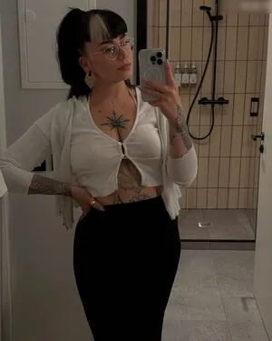 Miezekatz Caro OnlyFans Leaked Free Thumbnail Picture - #CCthf55F1c