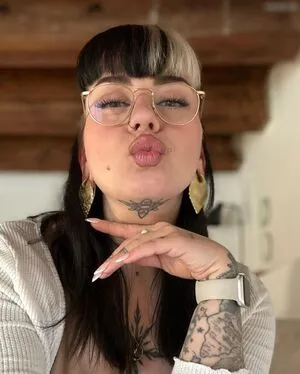 Miezekatz Caro OnlyFans Leaked Free Thumbnail Picture - #K13rlo0AuA