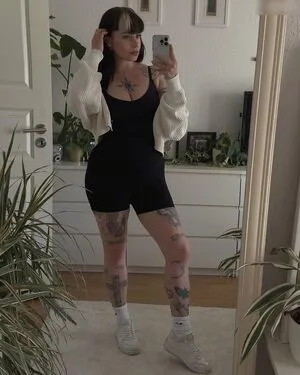 Miezekatz Caro OnlyFans Leaked Free Thumbnail Picture - #ivWo00Pdie