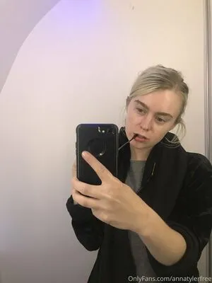 Migifree OnlyFans Leaked Free Thumbnail Picture - #6izgg5pXAD