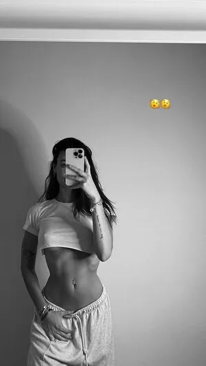 Miiriiamherrero OnlyFans Leaked Free Thumbnail Picture - #RcnyRvFdcf