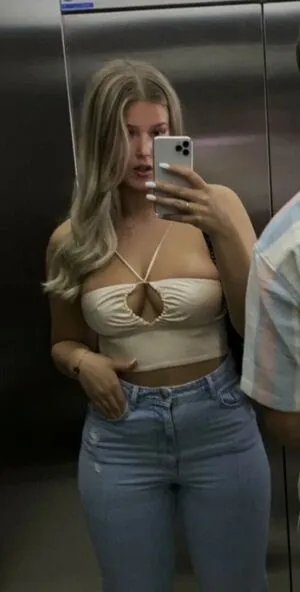 Mikaelamariia OnlyFans Leaked Free Thumbnail Picture - #YMCrnecMXf